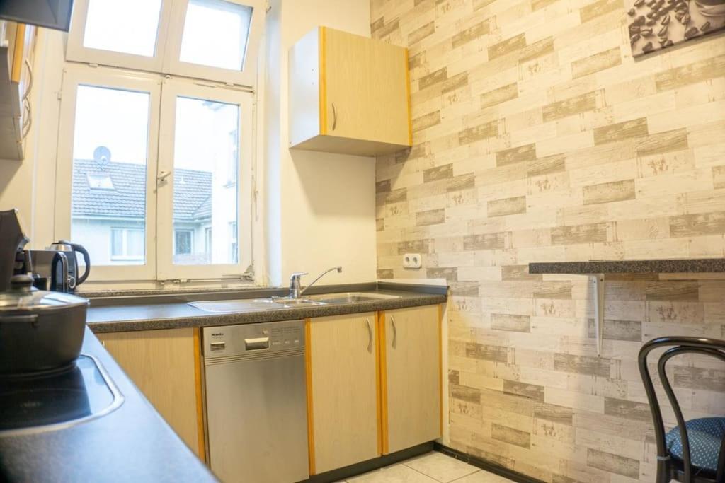 Apartment In Wuppertal - Charmante 3-Zimmer-Oase Mit Kamin Und Badewanne Kültér fotó