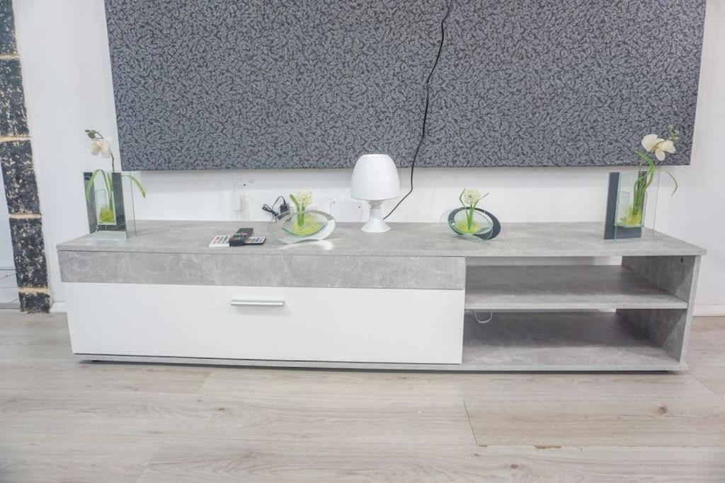 Apartment In Wuppertal - Charmante 3-Zimmer-Oase Mit Kamin Und Badewanne Kültér fotó
