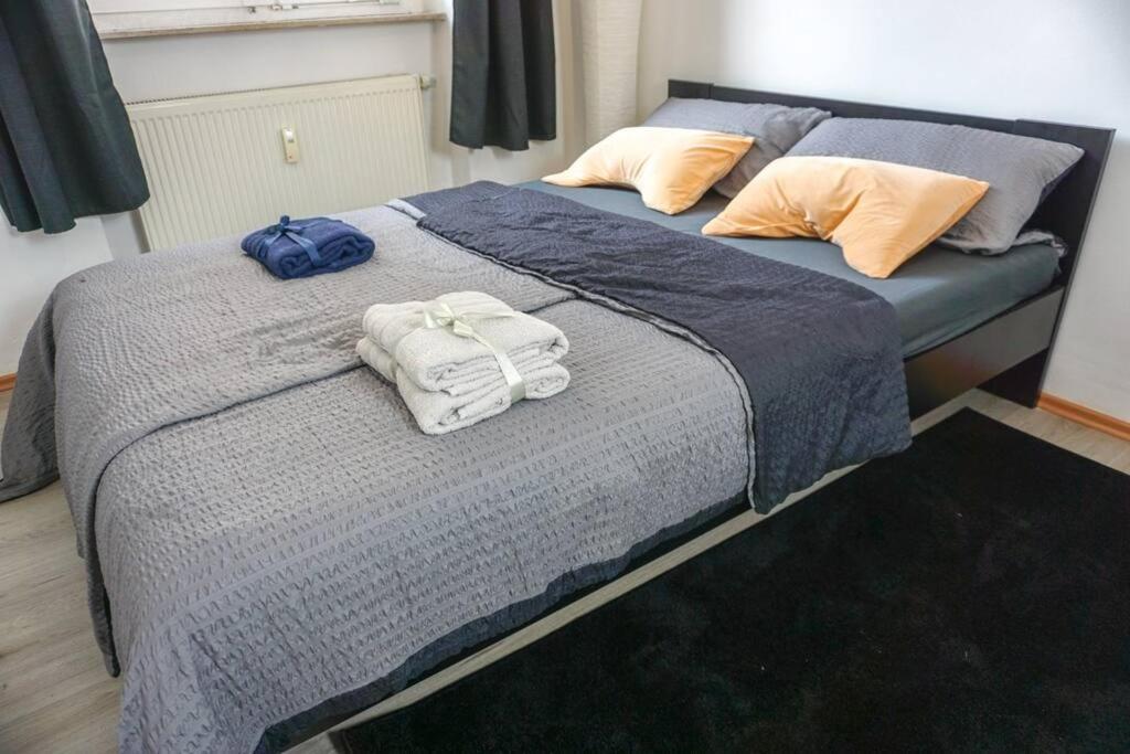 Apartment In Wuppertal - Charmante 3-Zimmer-Oase Mit Kamin Und Badewanne Kültér fotó