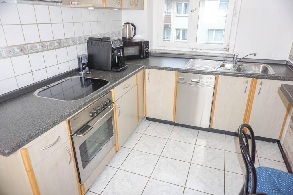 Apartment In Wuppertal - Charmante 3-Zimmer-Oase Mit Kamin Und Badewanne Kültér fotó